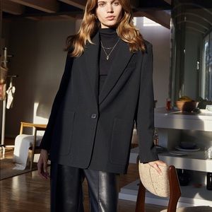 Aritzia Wilfred Cherrelle Black Boyfriend Blazer